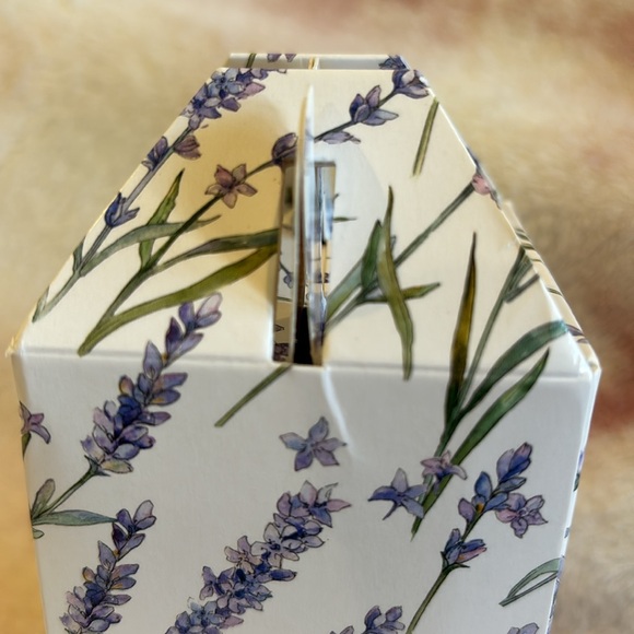 Diamante Scented Lavender Italian Vegitable Rapped Hand Soaps NWT Boxd 4x2.8oz - Picture 9 of 16